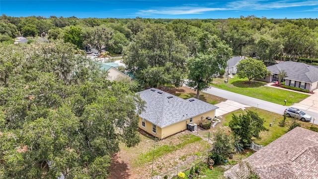 5945 WHITE TAIL LOOP, Lakeland, FL 33811