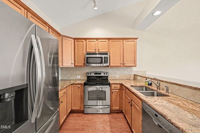 1942 Tweed Lane, Burlington, NC 27215