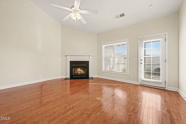 1942 Tweed Lane, Burlington, NC 27215
