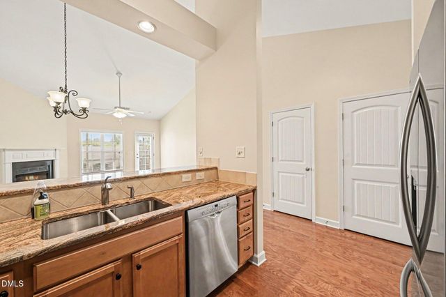1942 Tweed Lane, Burlington, NC 27215