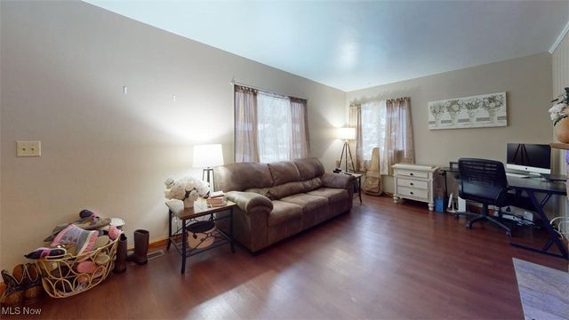 4396 Packard Street, Parkersburg, WV 26104