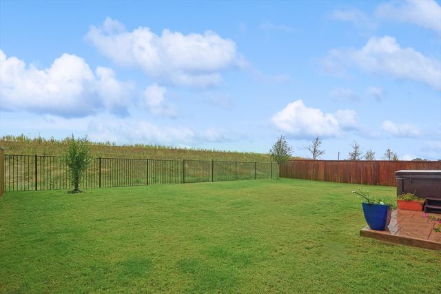 2193 Cloverfern Way, Haslet, TX 76052