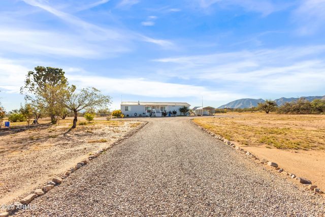 6100 E SOOTY Lane, Hereford, AZ 85615