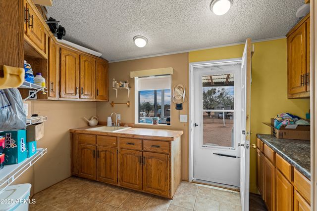 6100 E SOOTY Lane, Hereford, AZ 85615