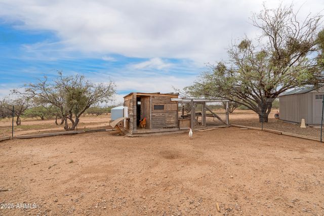 6100 E SOOTY Lane, Hereford, AZ 85615