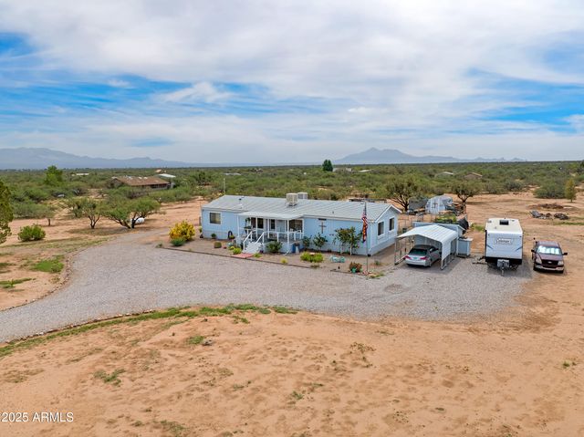 6100 E SOOTY Lane, Hereford, AZ 85615