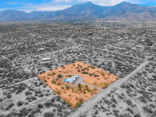 6100 E SOOTY Lane, Hereford, AZ 85615