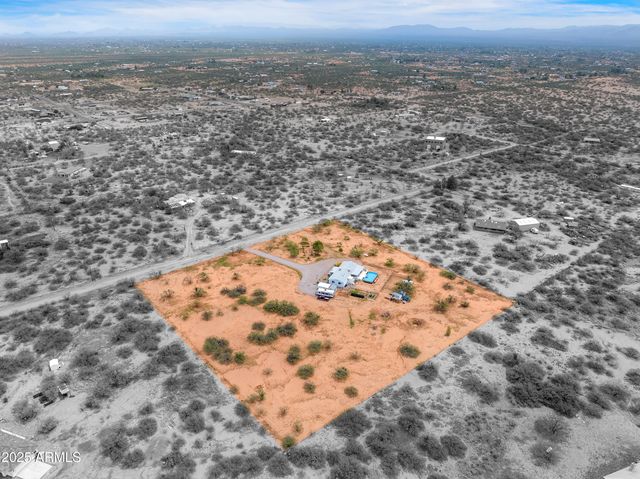 6100 E SOOTY Lane, Hereford, AZ 85615