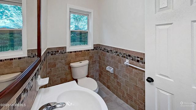 7 Wyckoff Mills Road, Freehold, NJ 07728