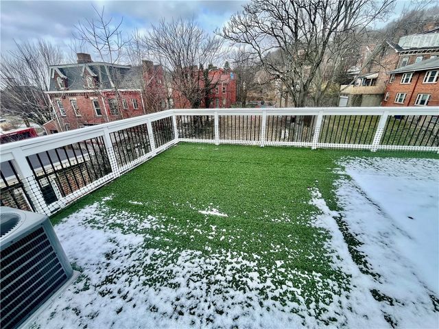 714 Armandale St, Central North Side, PA 15212