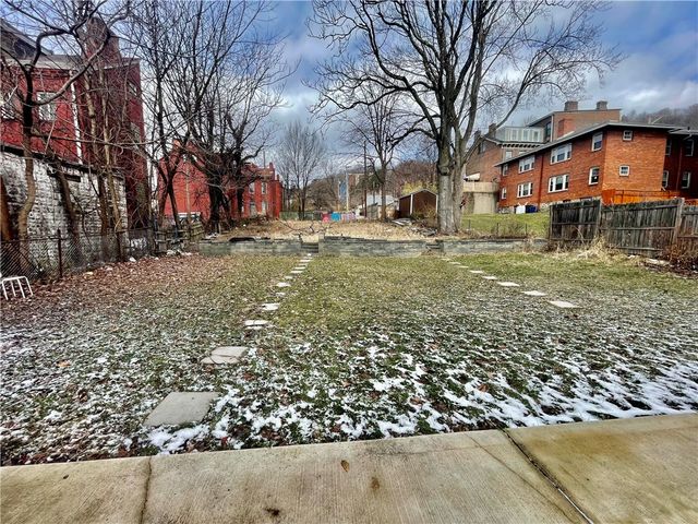 714 Armandale St, Central North Side, PA 15212