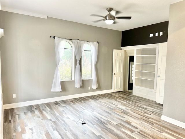 2424 Southmore Boulevard, Houston, TX 77004