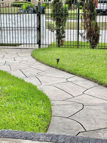 2424 Southmore Boulevard, Houston, TX 77004