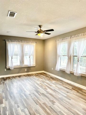 2424 Southmore Boulevard, Houston, TX 77004