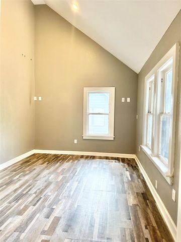 2424 Southmore Boulevard, Houston, TX 77004