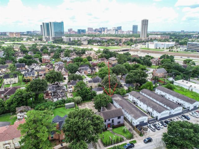 2424 Southmore Boulevard, Houston, TX 77004