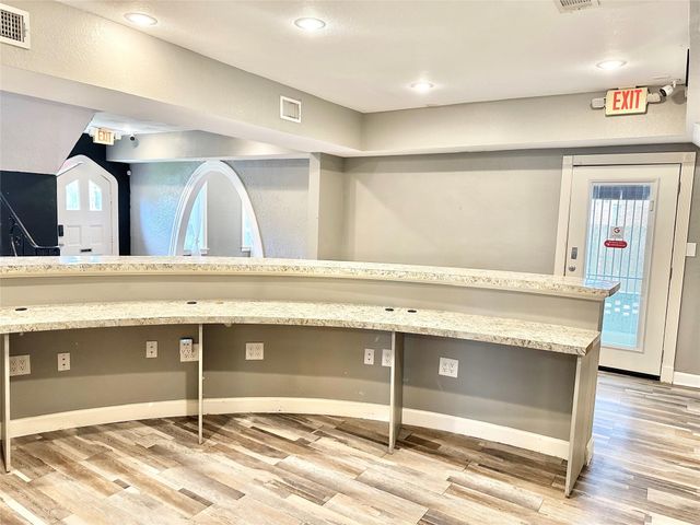 2424 Southmore Boulevard, Houston, TX 77004