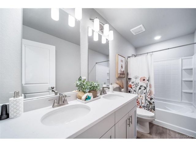 4617 N Sicily St, Aurora, CO 80019