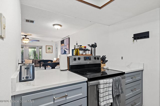 2539 Fulton Court W, Melbourne, FL 32935