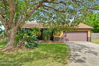 2539 Fulton Court W, Melbourne, FL 32935