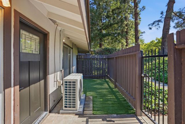 5442 Roundtree Court A, Concord, CA 94521