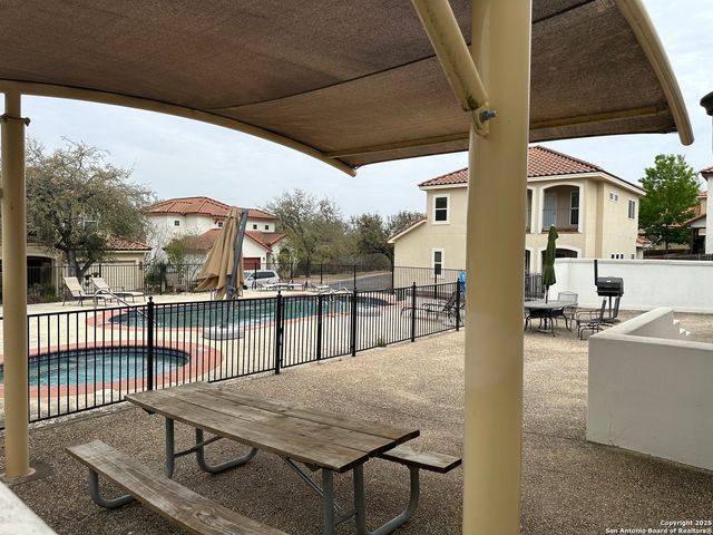 2779 Del Pilar, San Antonio, TX 78232