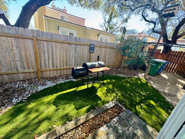 2779 Del Pilar, San Antonio, TX 78232