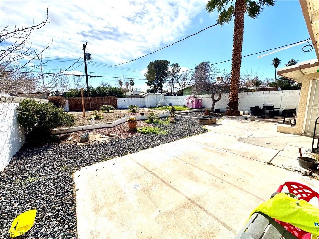Image 15 of property listing at 1908 Linden Avenue, Las Vegas, NV 89101