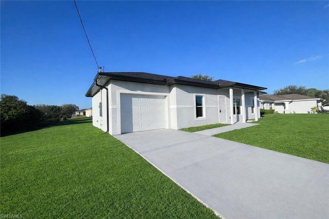 768 Courtland AVE S, Lehigh Acres, FL 33974