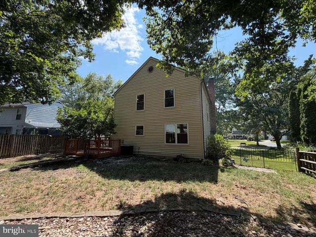 4750 HUMMINGBIRD DR, Waldorf, MD 20603