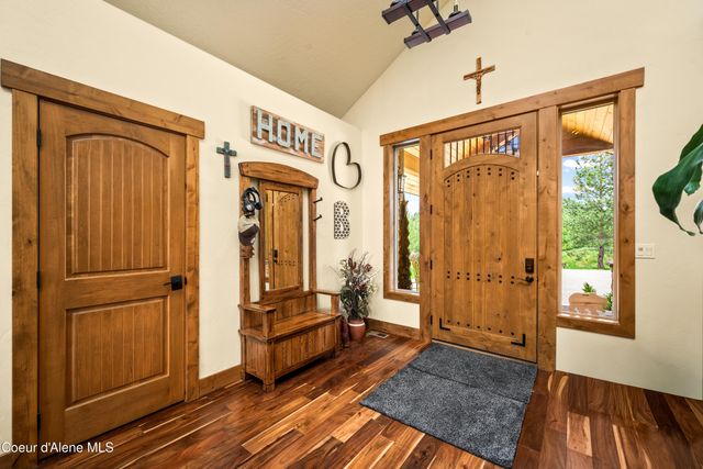 1819 E Misty Meadows CT, Hayden Lake, ID 83835