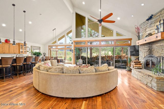 1819 E Misty Meadows CT, Hayden Lake, ID 83835