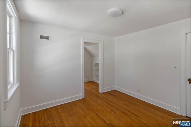 318 Gilbert Street, Ridgewood, NJ 07450