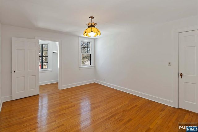 318 Gilbert Street, Ridgewood, NJ 07450