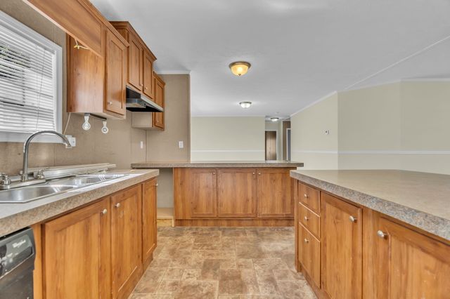 201 England St, W, Cowan, TN 37318