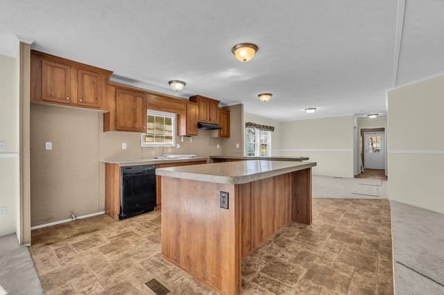 201 England St, W, Cowan, TN 37318