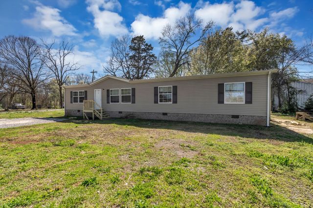 201 England St, W, Cowan, TN 37318