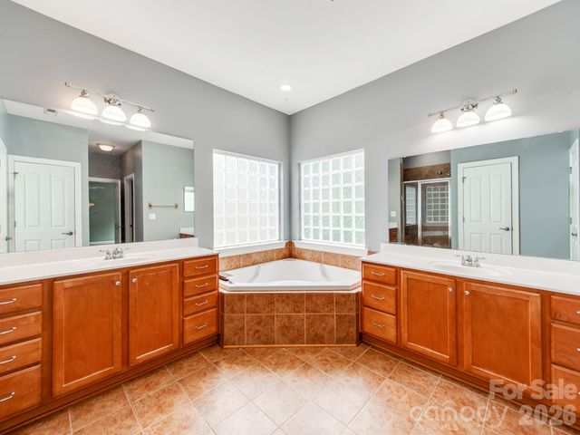 13223 Ashley Meadow Drive, Charlotte, NC 28213