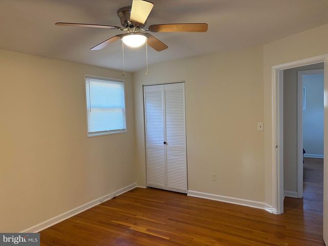 12700 WEISS ST, Rockville, MD 20853