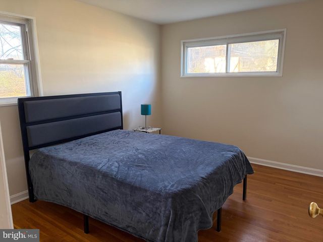 12700 WEISS ST, Rockville, MD 20853