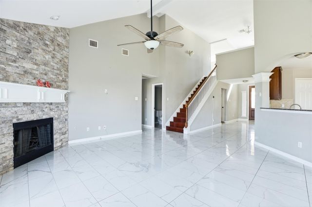 6802 Claire Brook Drive Drive, Richmond, TX 77407