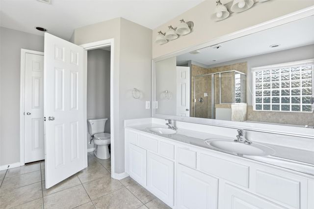6802 Claire Brook Drive Drive, Richmond, TX 77407