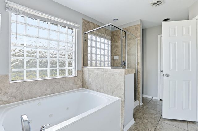 6802 Claire Brook Drive Drive, Richmond, TX 77407