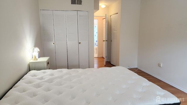 182 evergreen Road 3A, Edison, NJ 08837