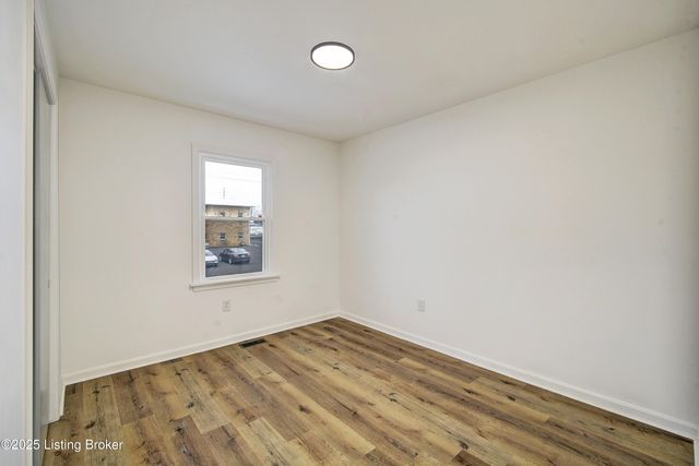 517 Henry St, Elizabethtown, KY 42701