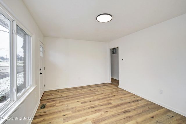 517 Henry St, Elizabethtown, KY 42701