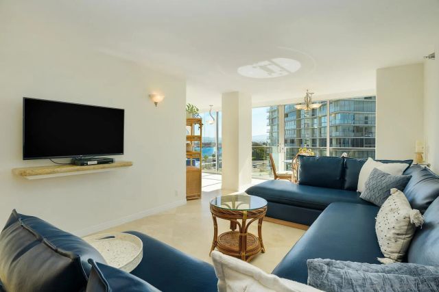 1810 Avenida del Mundo 601, Coronado, CA 92118