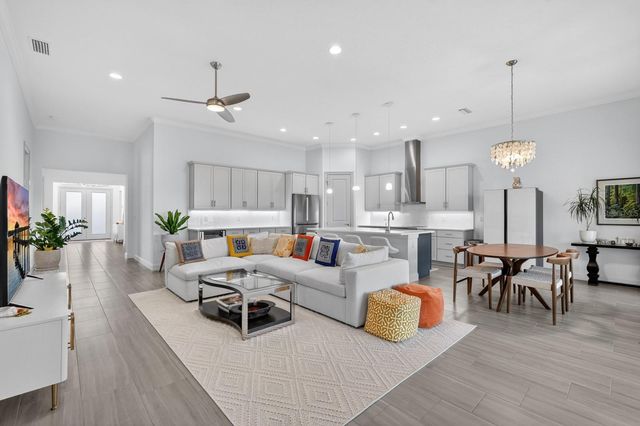 635 MAHOGANY RUN, Palm Coast, FL 32137