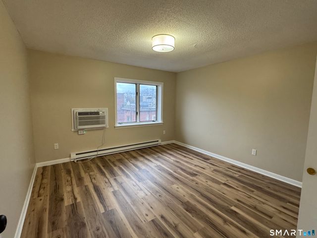 143 Main Street D, Manchester, CT 06042