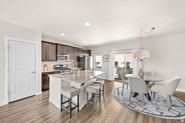 36 W GILBRIDE AVE, Murray, UT 84107